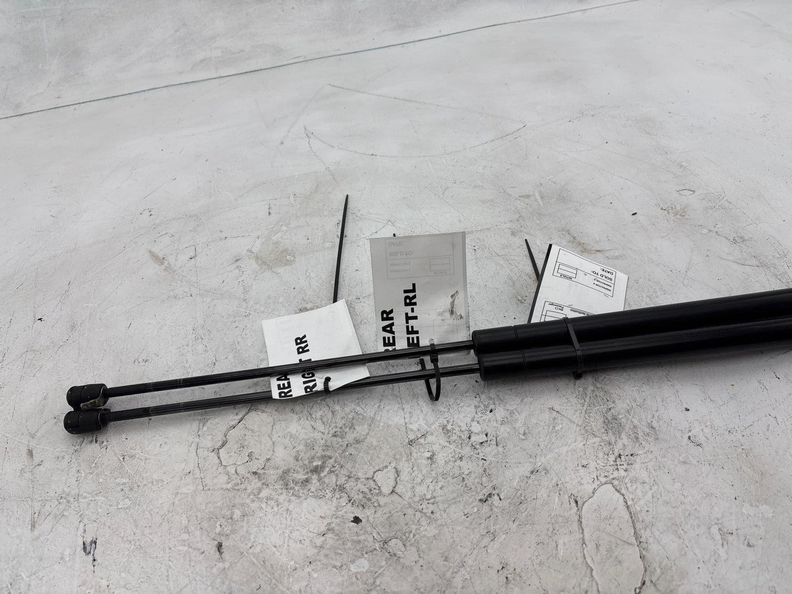 1984-1996 Chevrolet Corvette Coupe Rear Right And Left Hatch Support Strut OEM