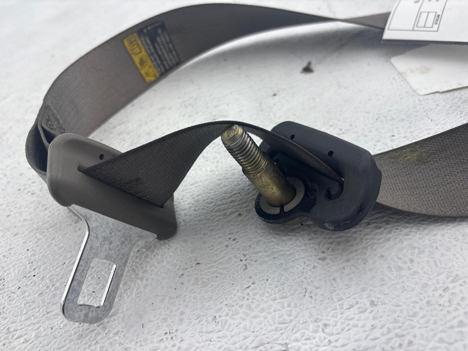 03-04 Hummer H2 Rear Left Driver Side Seat Belt Seatbelt Retractor Oem