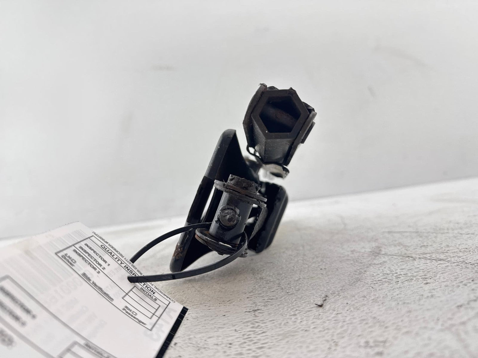 2000 - 2002 Saturn Sw2 Emergency Spare Tire Changing Tools Scissor Jack Kit Oem