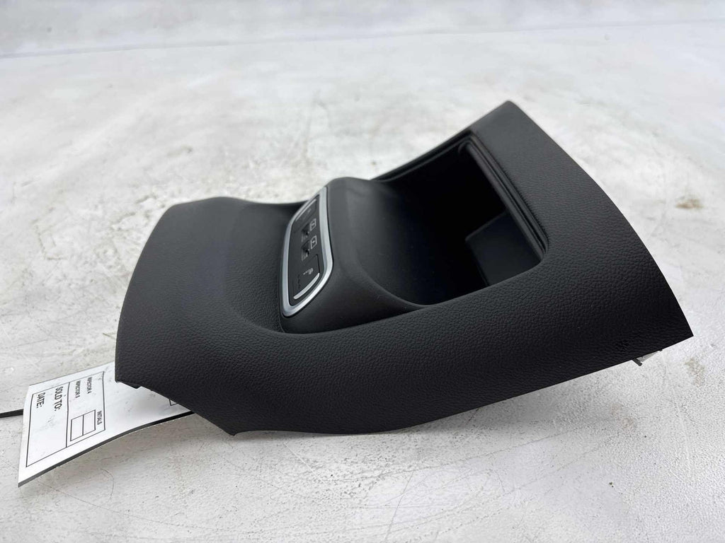 18-24 Alfa Romeo Stelvio Rear Console Usb &Seat Heater Control Switch W/Trim Oem