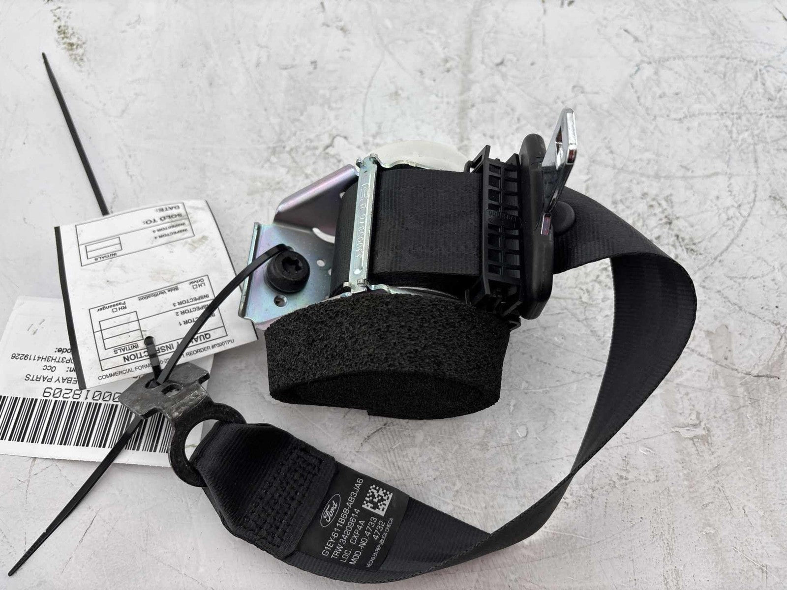 16-18 Ford Focus Rs Rear Left Seat Belt Oem