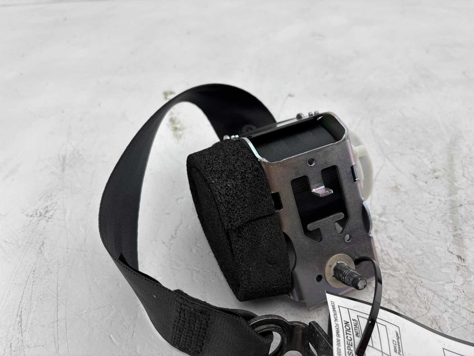 16-18 Ford Focus Rs Rear Left Seat Belt Oem