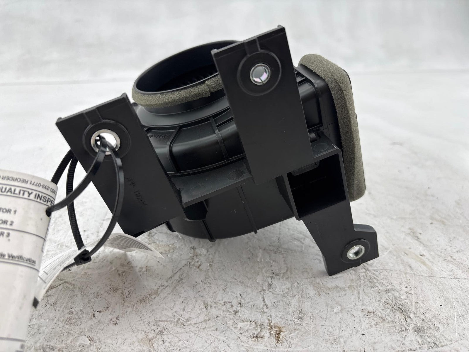 17-22 Toyota Prius Prime Hybrid Battery Pack Cooling Right Blower Fan Motor OEM