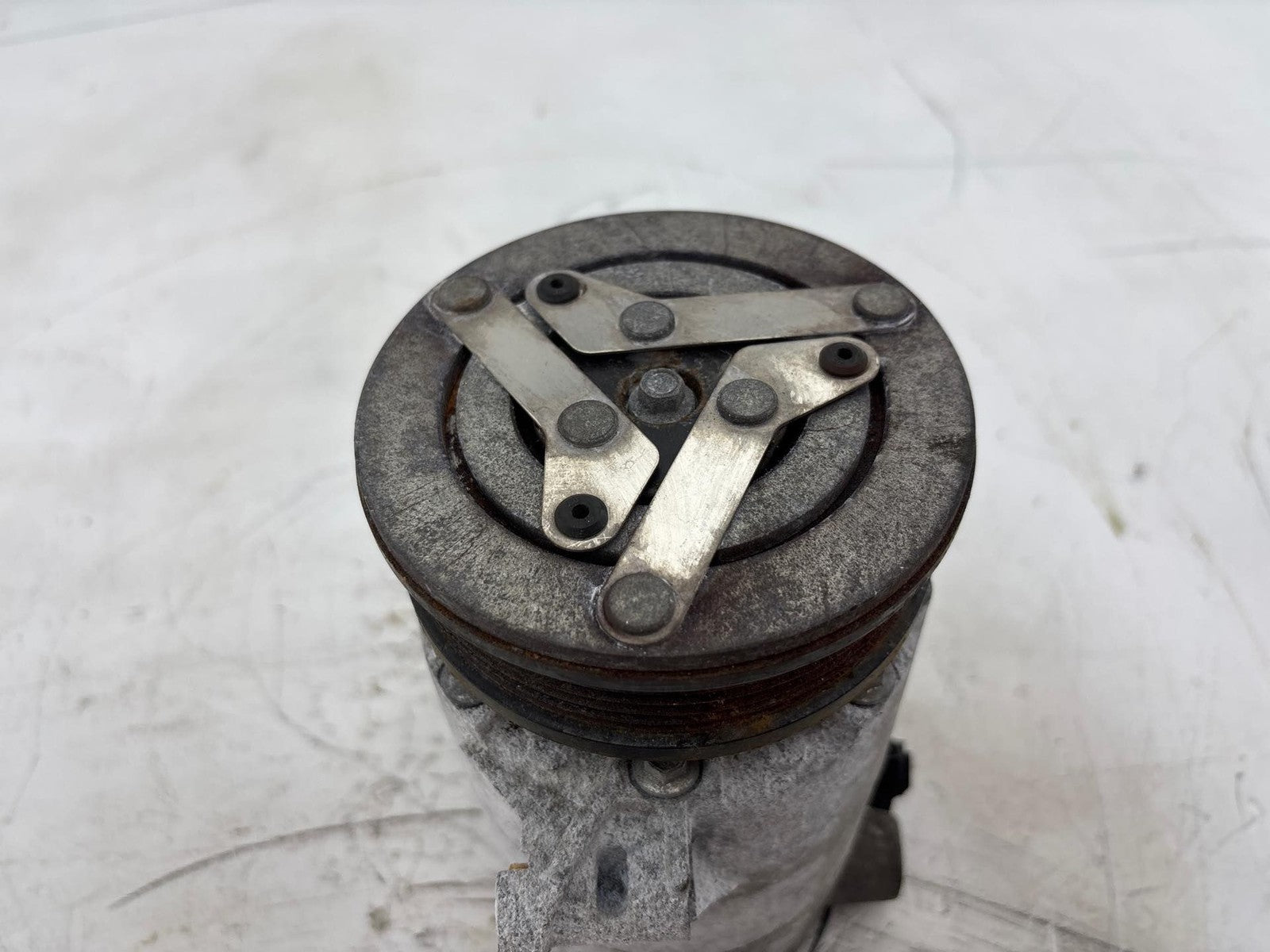 15-17 Land Rover RANGE ROVER EVOQUE 2.0L A/C Air Compressor