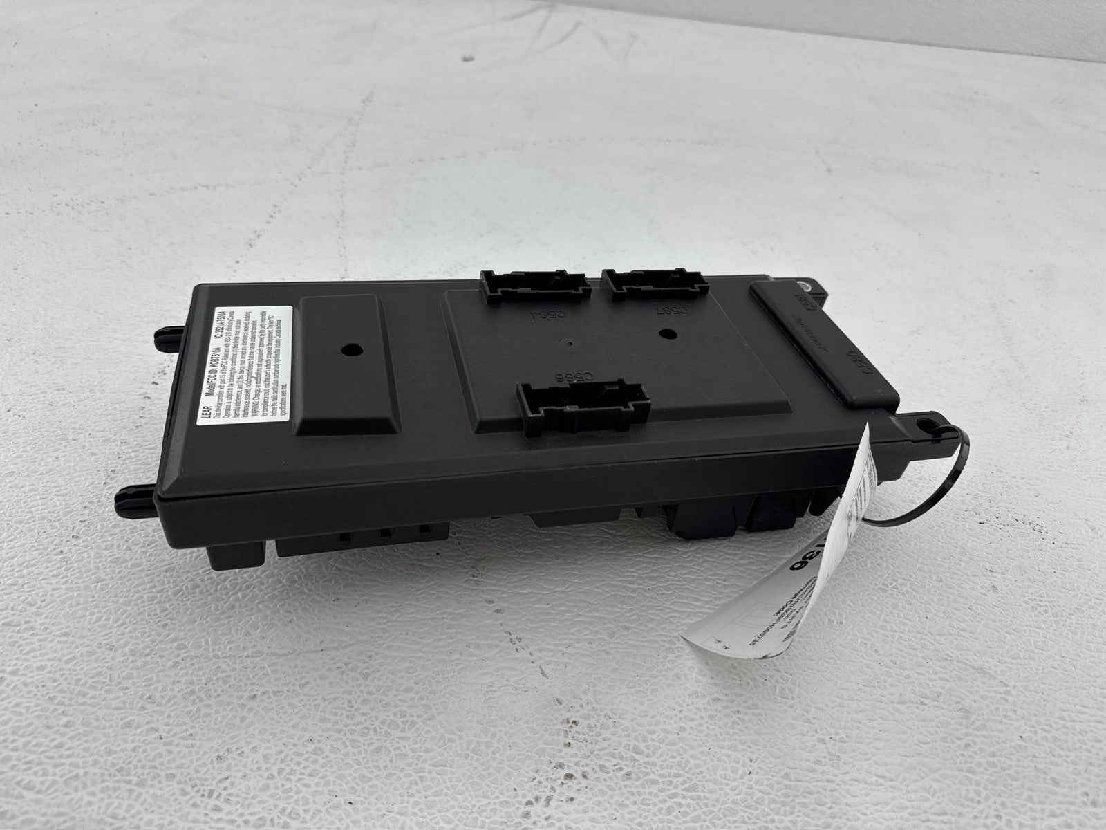 12-15 Evoque Electronic Cabin Fuse Relay Power Distribution Box Housing OEM