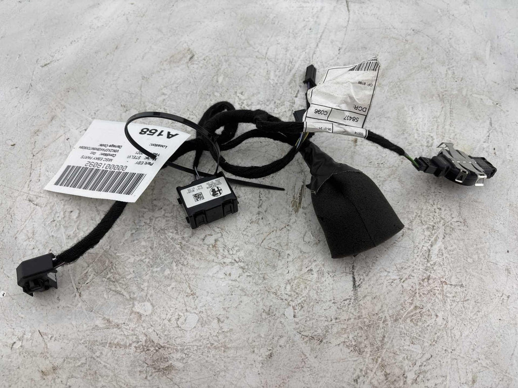 18-24 Alfa Romeo Stelvio Windshield Antenna Control Module W/ Wire Harness Oem