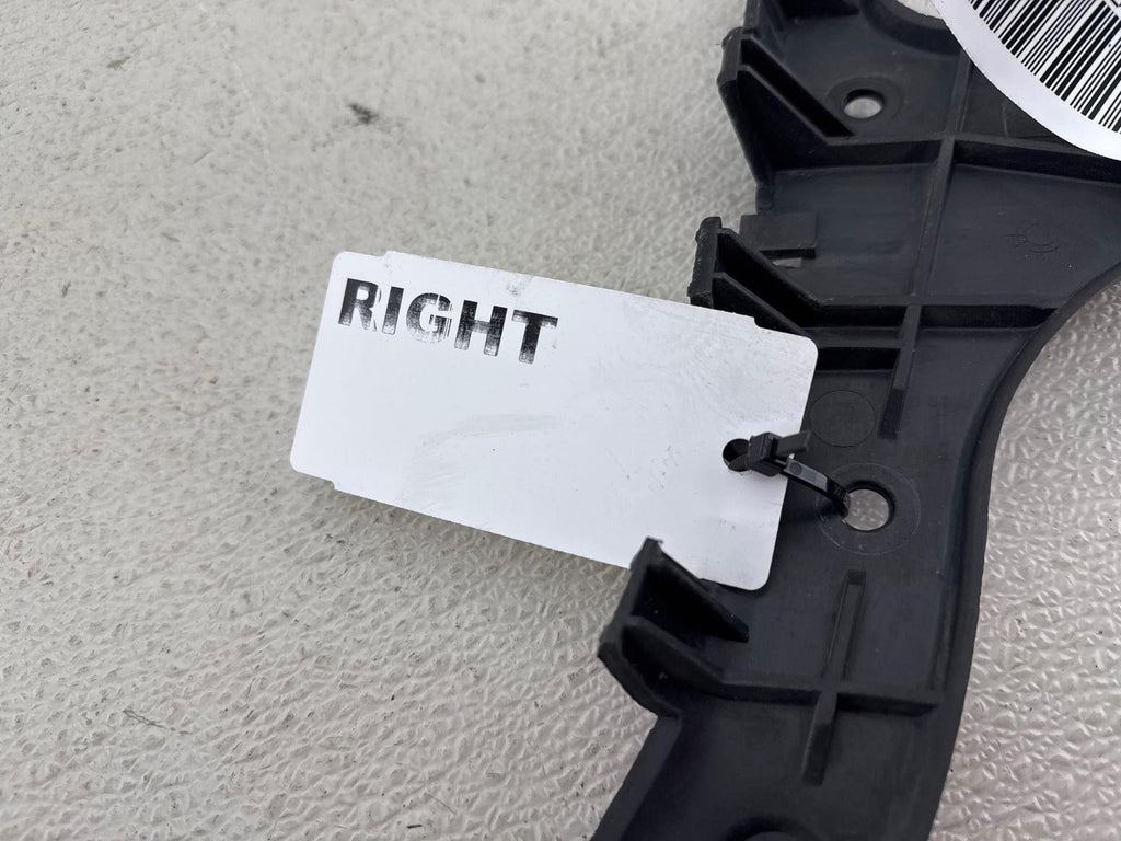 02- 05 Ford Thunderbird Rear Right Passenger Side Lower Bumper Mount Bracket OEM