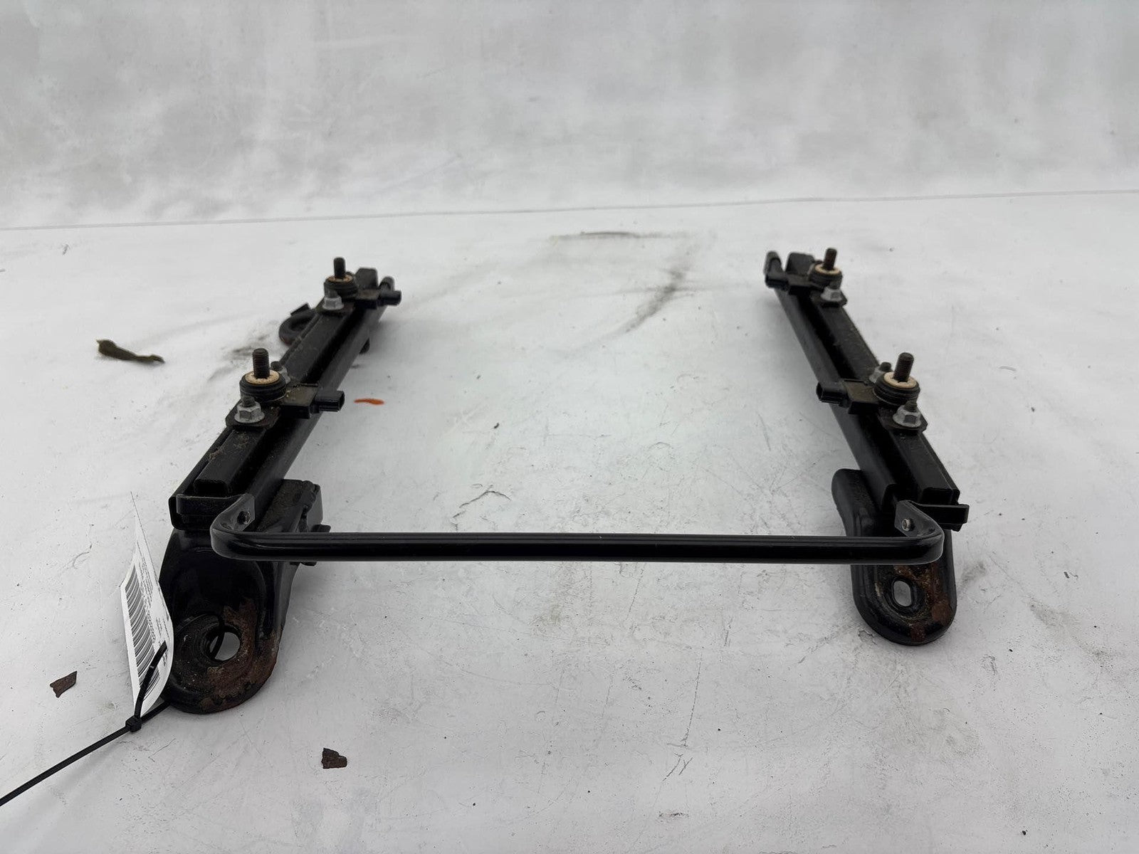 14-19 Nissan Versa Hatchback Front Right Seat Mounting Track Sliders Rails Oem