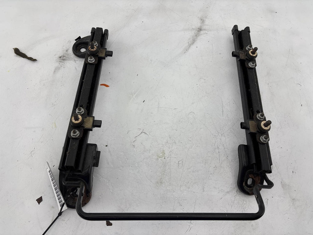 14-19 Nissan Versa Hatchback Front Right Seat Mounting Track Sliders Rails Oem