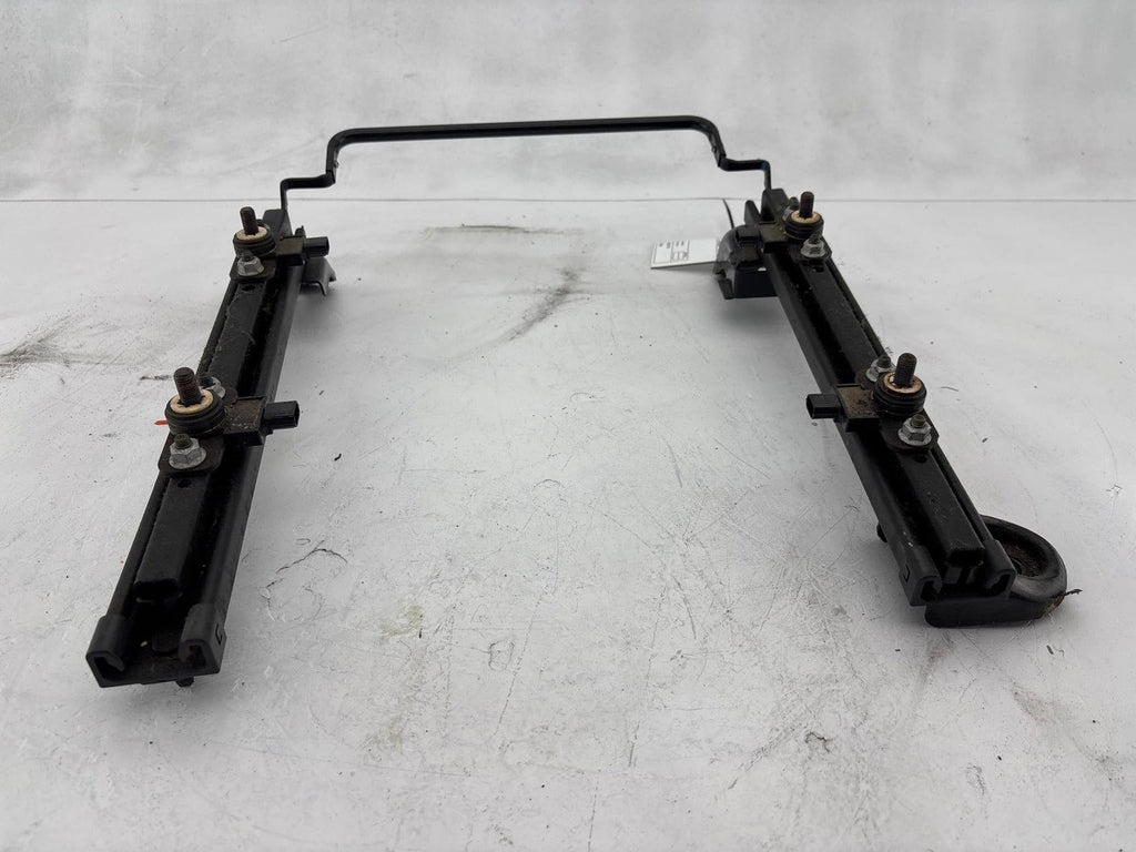 14-19 Nissan Versa Hatchback Front Right Seat Mounting Track Sliders Rails Oem