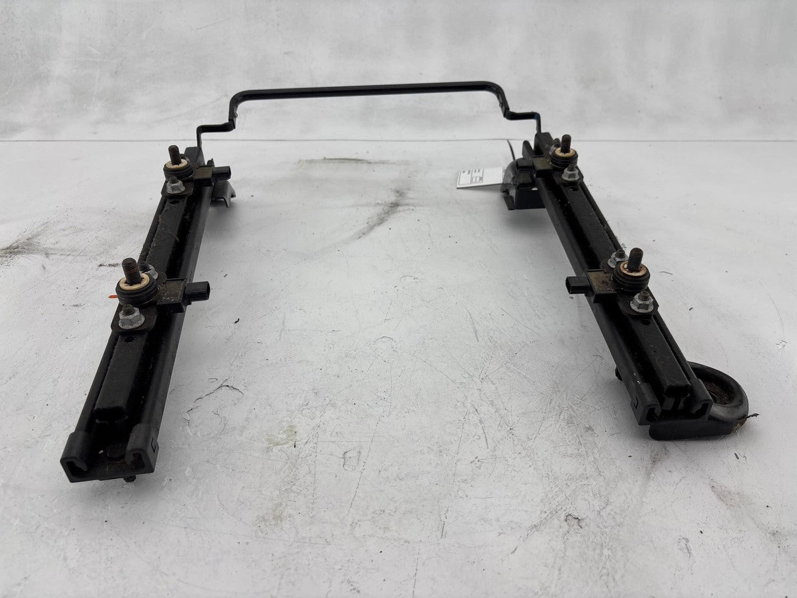 14-19 Nissan Versa Hatchback Front Right Seat Mounting Track Sliders Rails Oem