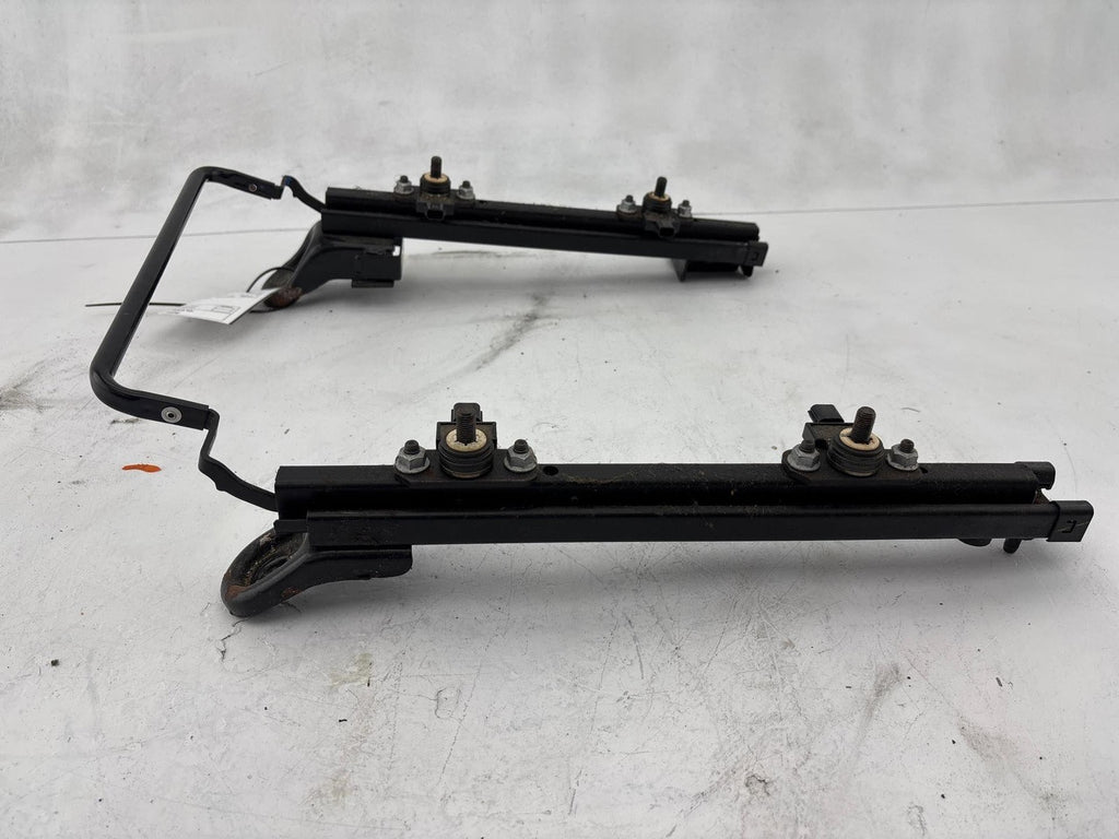 14-19 Nissan Versa Hatchback Front Right Seat Mounting Track Sliders Rails Oem