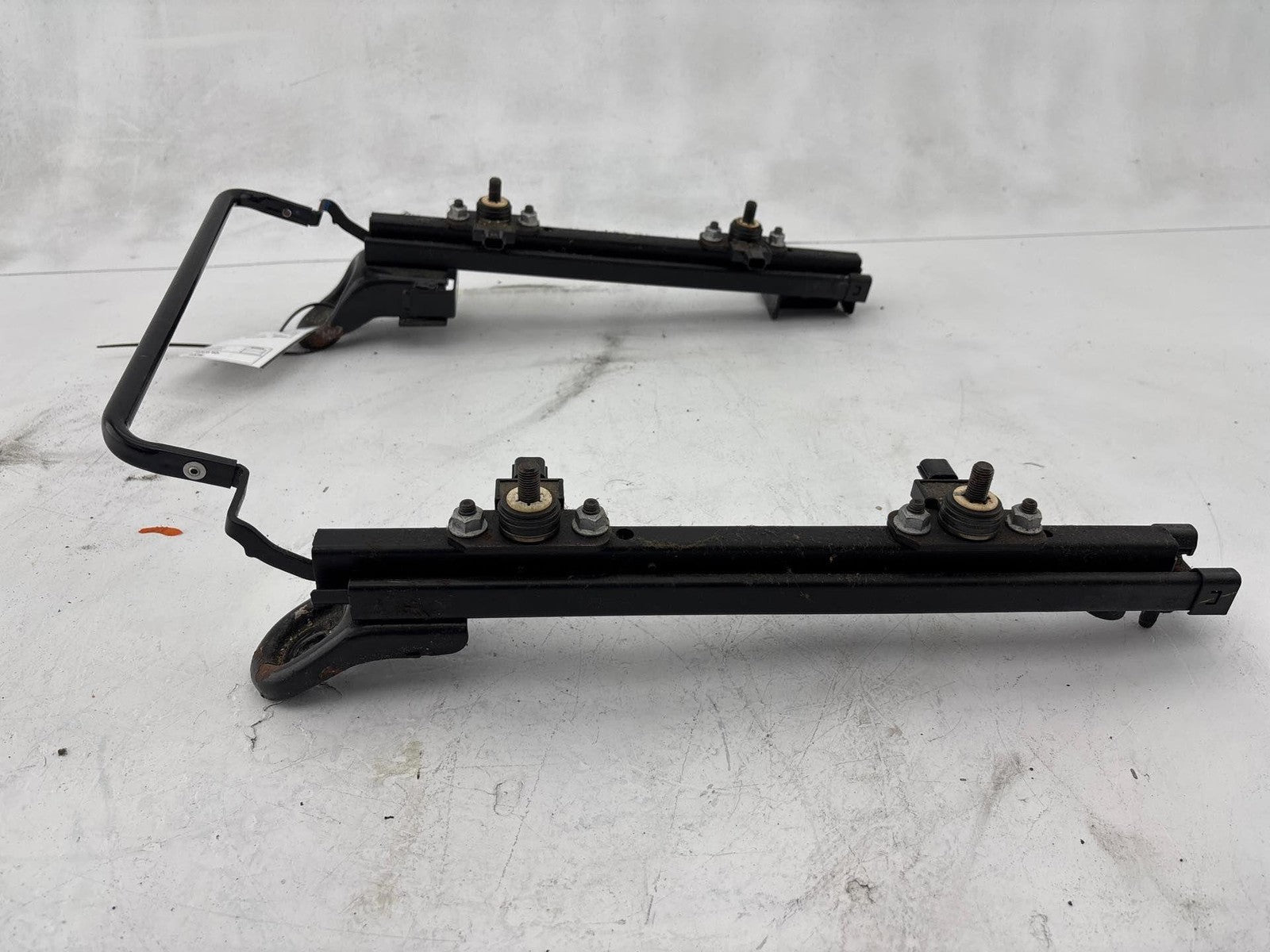 14-19 Nissan Versa Hatchback Front Right Seat Mounting Track Sliders Rails Oem