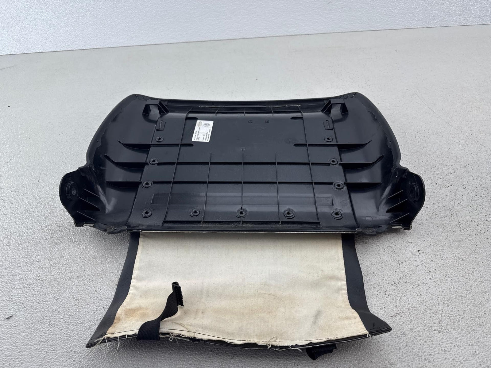 07-17 Range Rover L405 Front Left Or Right Side Seat Back Panel Cover Black