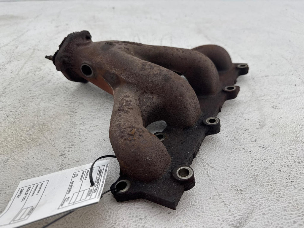 1999-2000 Saturn S Series Exhaust Manifold 21008237 Oem