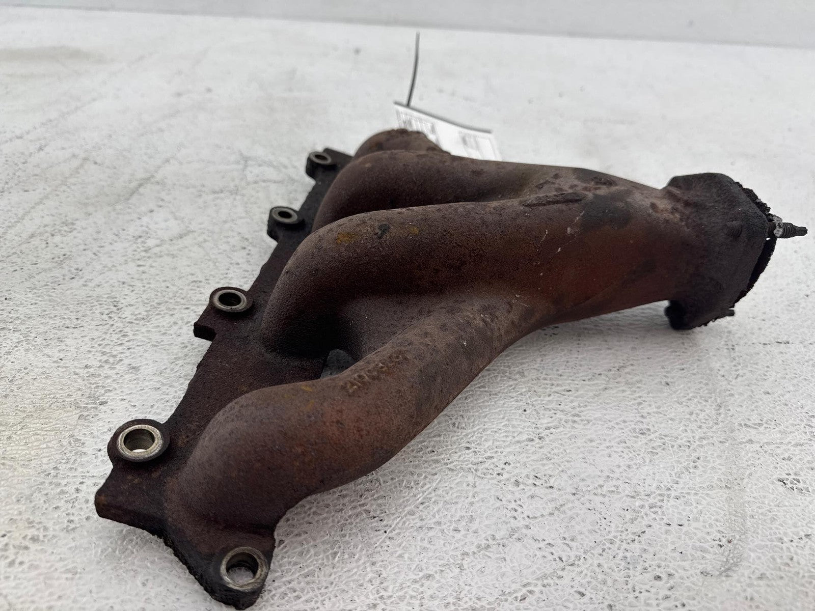 1999-2000 Saturn S Series Exhaust Manifold 21008237 Oem