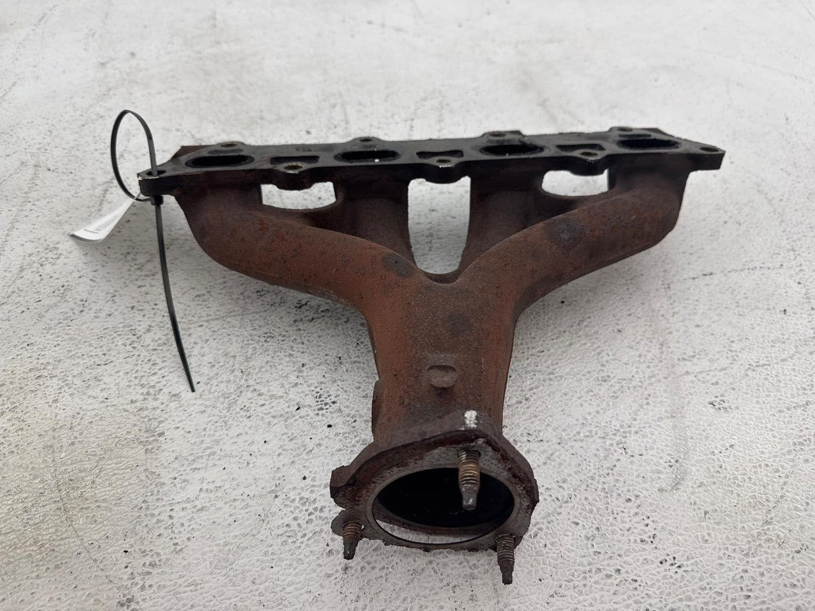 1999-2000 Saturn S Series Exhaust Manifold 21008237 Oem