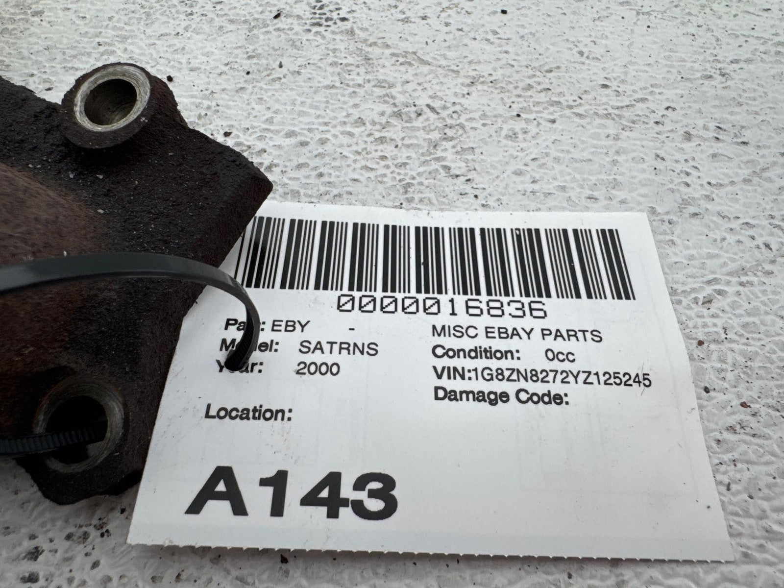 1999-2000 Saturn S Series Exhaust Manifold 21008237 Oem