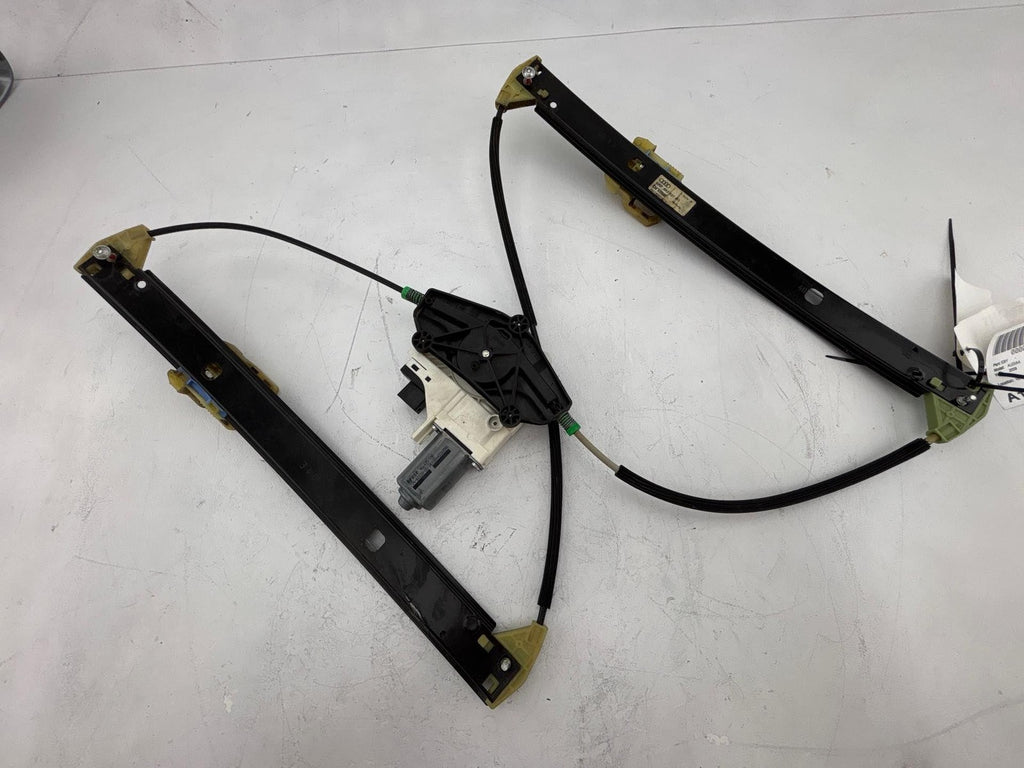 09-11 Audi A4 Front Left Side Door Window Ragulator W/ Motor Oem