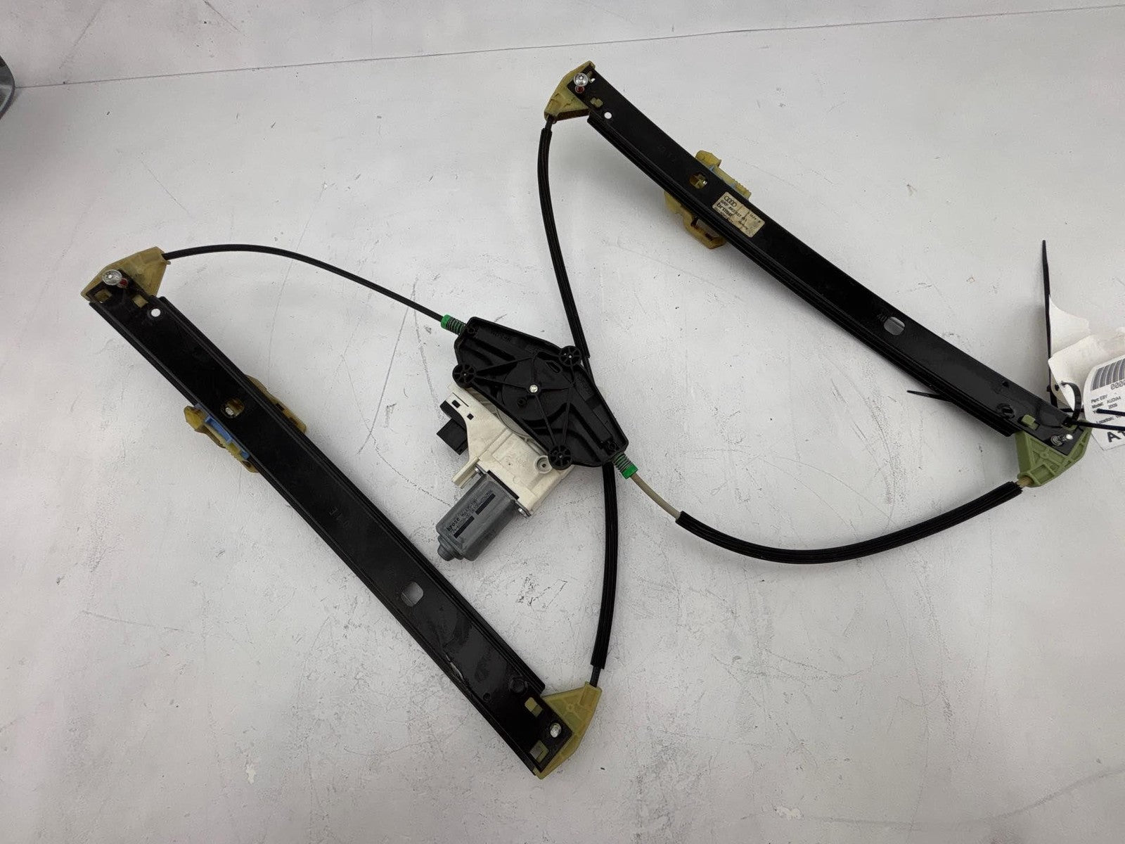 09-11 Audi A4 Front Left Side Door Window Ragulator W/ Motor Oem