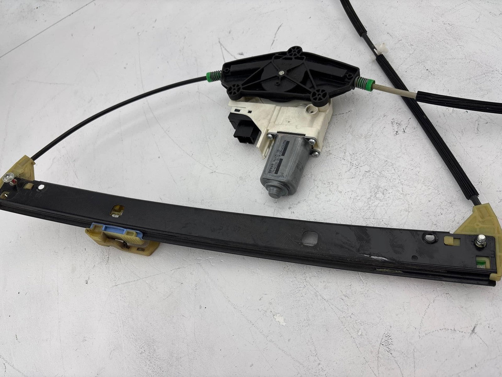 09-11 Audi A4 Front Left Side Door Window Ragulator W/ Motor Oem