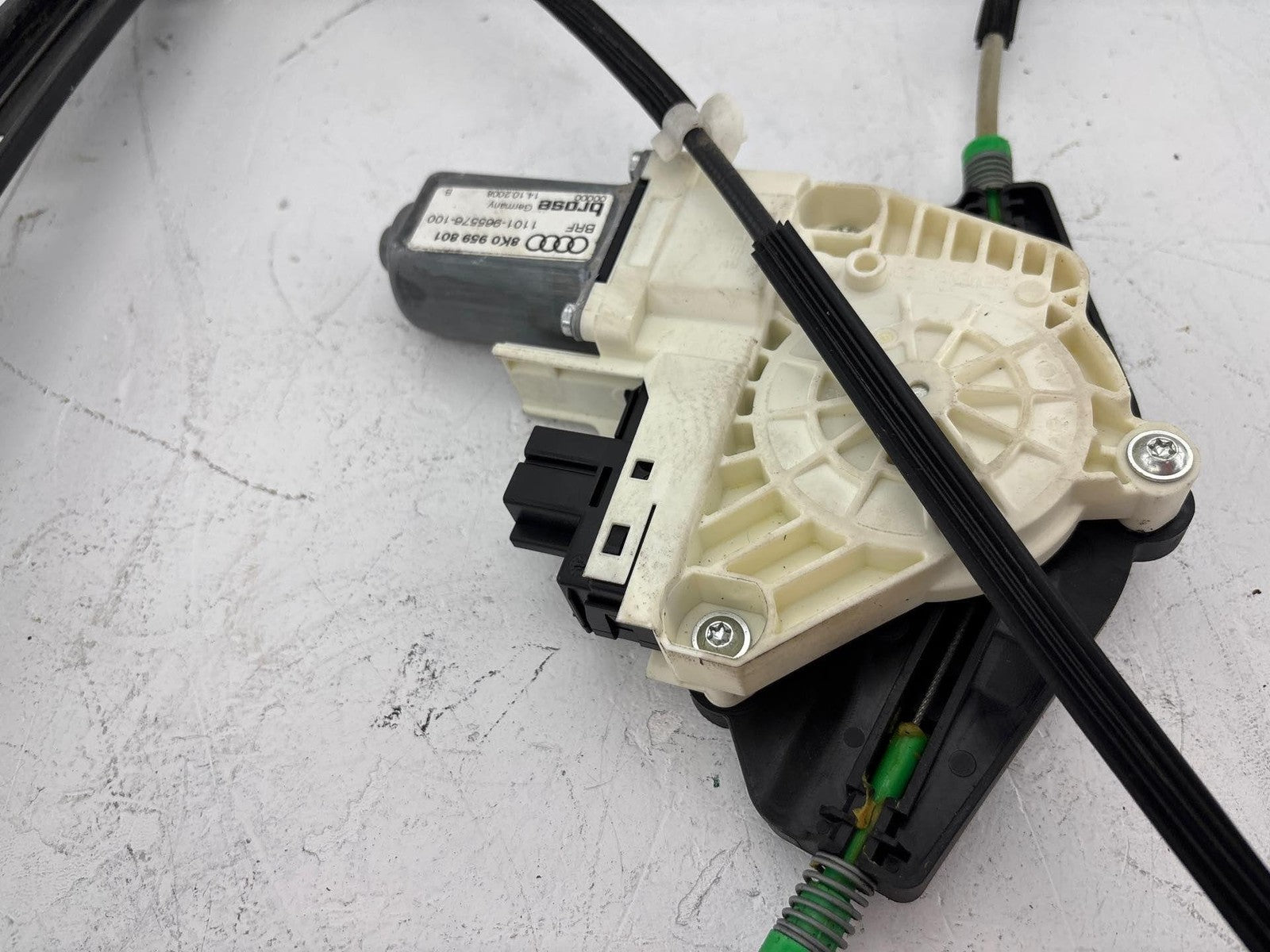 09-11 Audi A4 Front Left Side Door Window Ragulator W/ Motor Oem