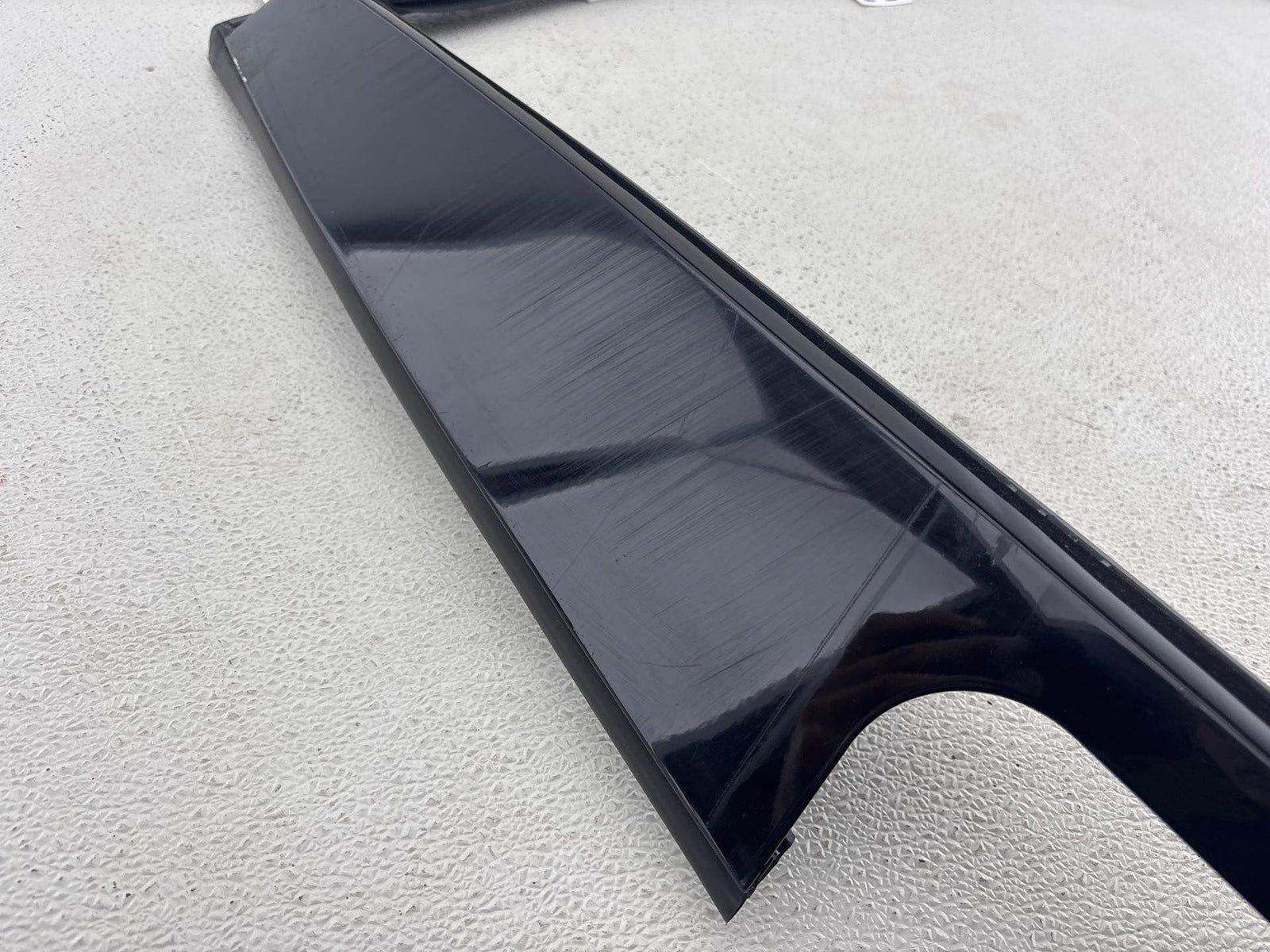 19-25 BMW X5 G05 Rear Left Window Frame Lh OEM