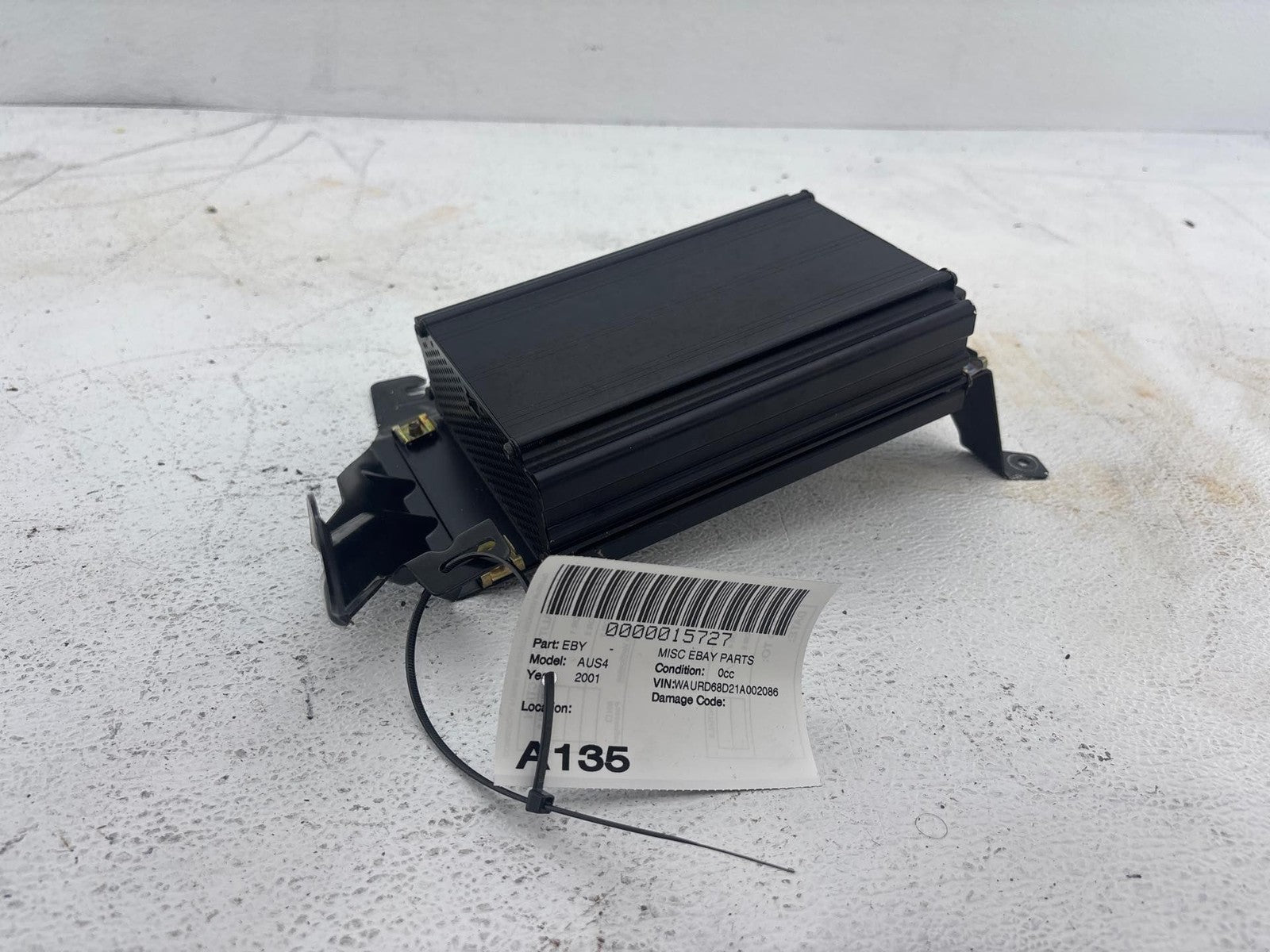 2000-2002 Audi S4 Audio Amplifier OEM 8D0-035-225-A