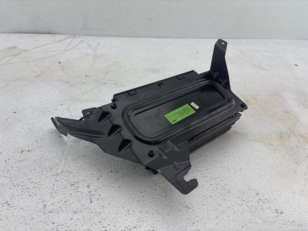 2000-2002 Audi S4 Audio Amplifier OEM 8D0-035-225-A