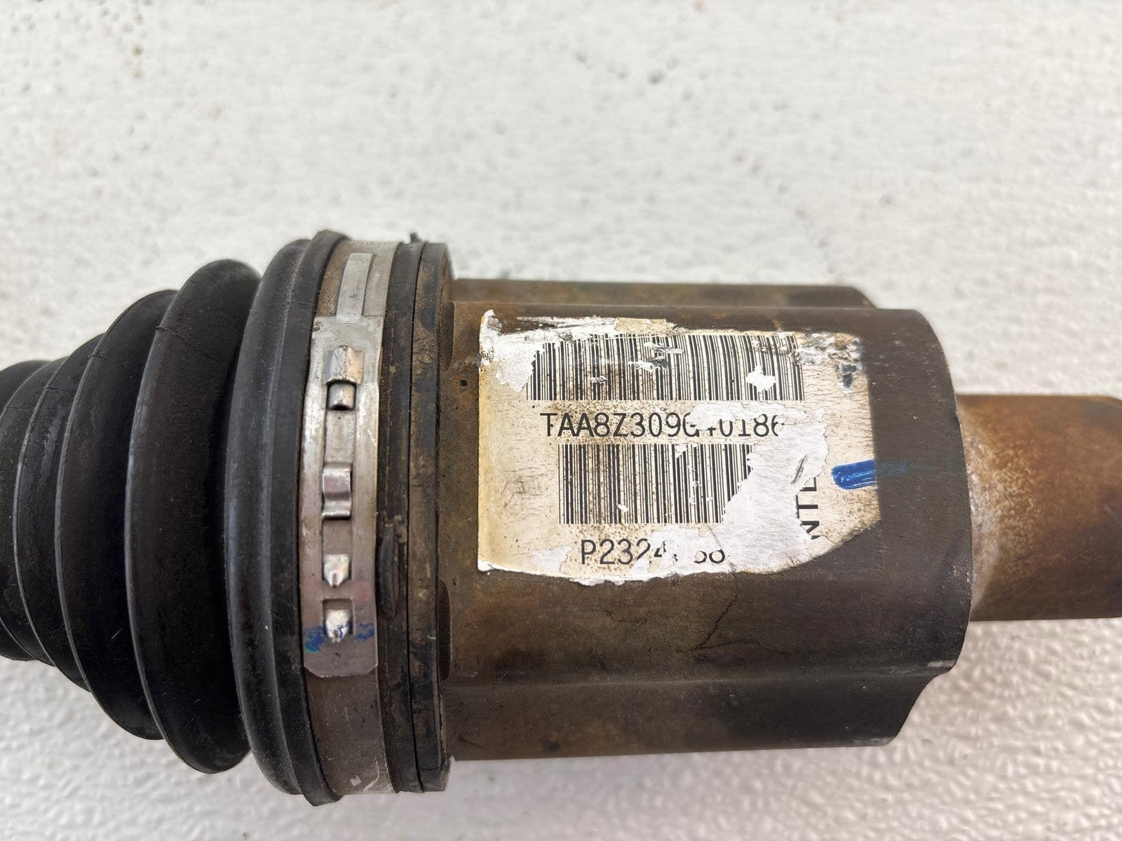 17-18 Buick Buick Envision 2.5L At Front Right Pass Cv Axle Shaft Oem