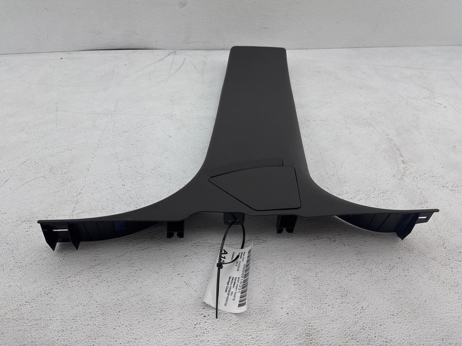 12-19 Range Rover Evoque L538 Right Passenger Side Lower B Pillar Trim Oem