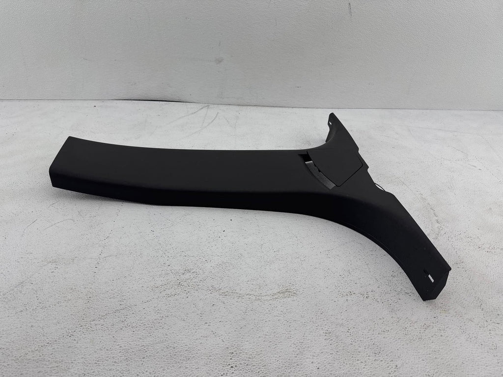 12-19 Range Rover Evoque L538 Right Passenger Side Lower B Pillar Trim Oem
