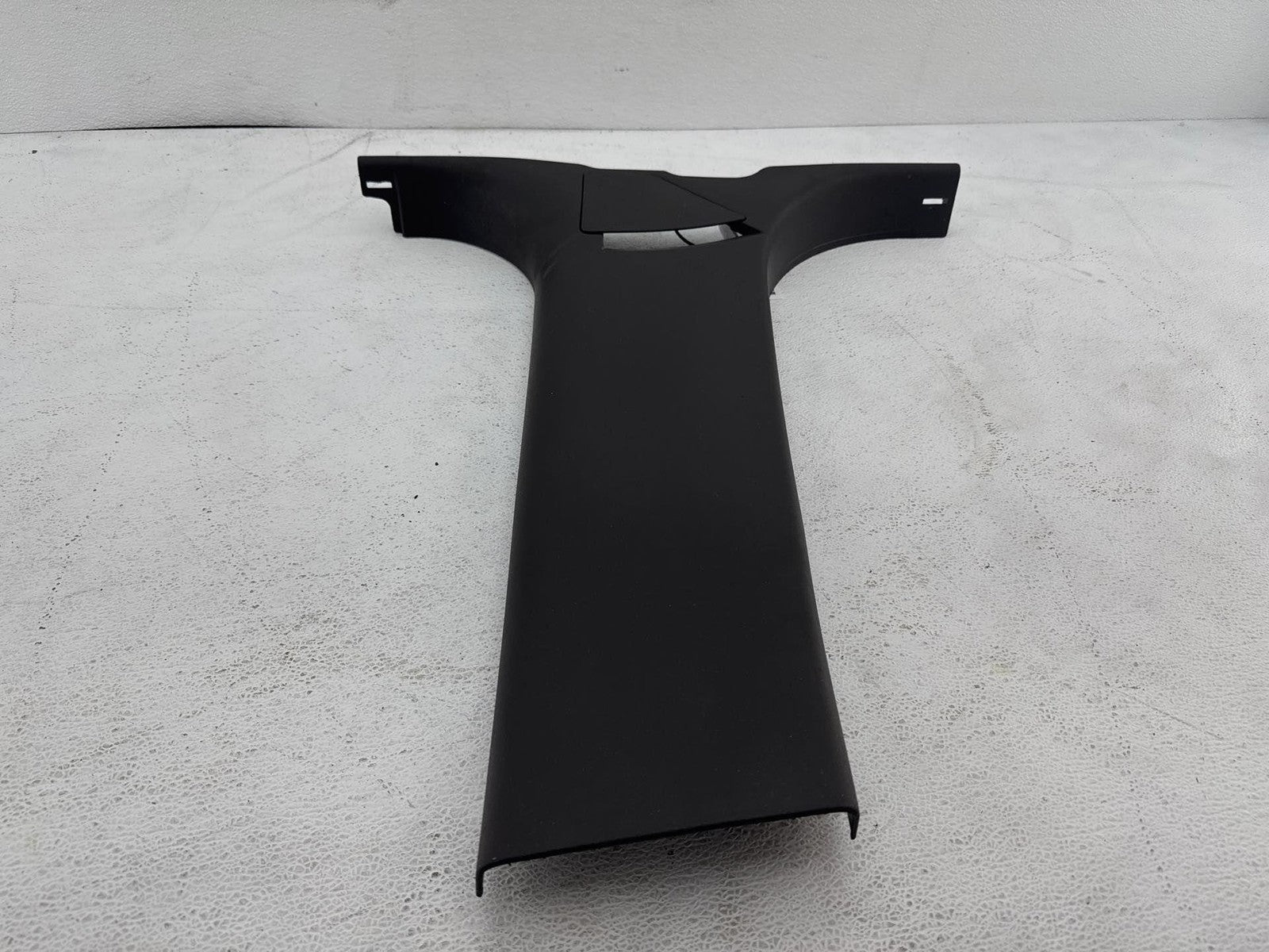 12-19 Range Rover Evoque L538 Right Passenger Side Lower B Pillar Trim Oem