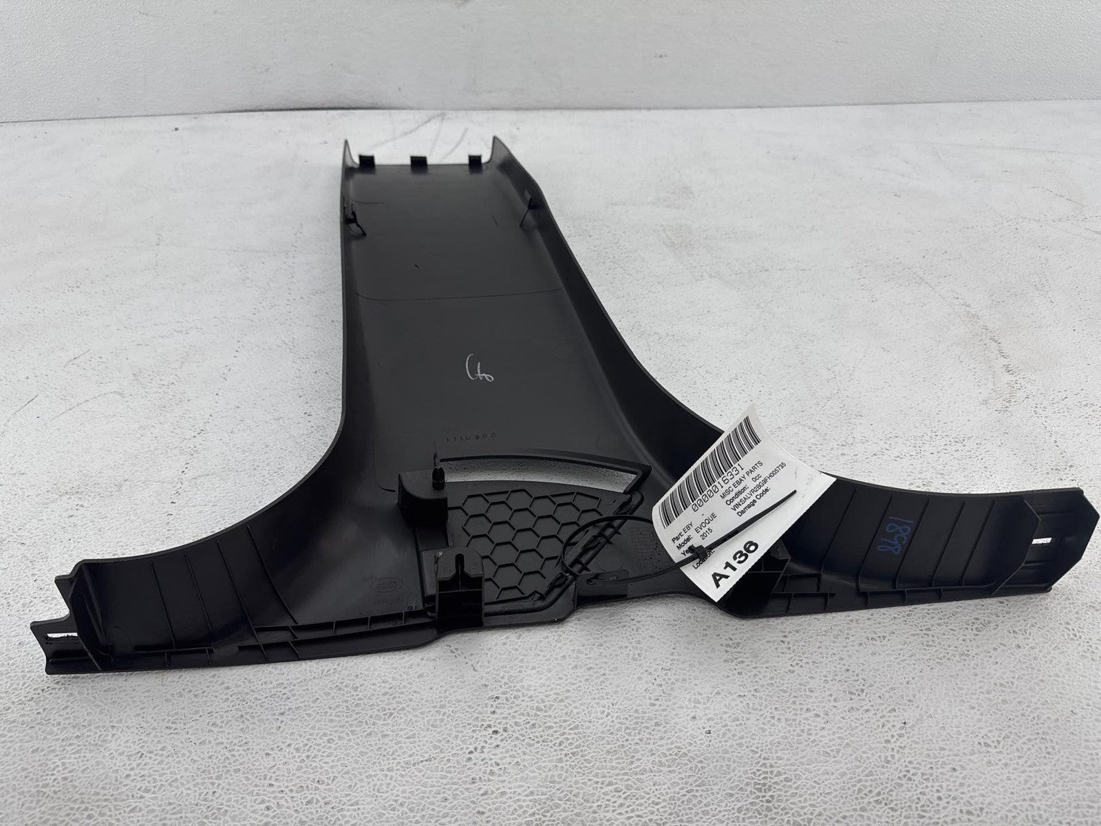 12-19 Range Rover Evoque L538 Right Passenger Side Lower B Pillar Trim Oem