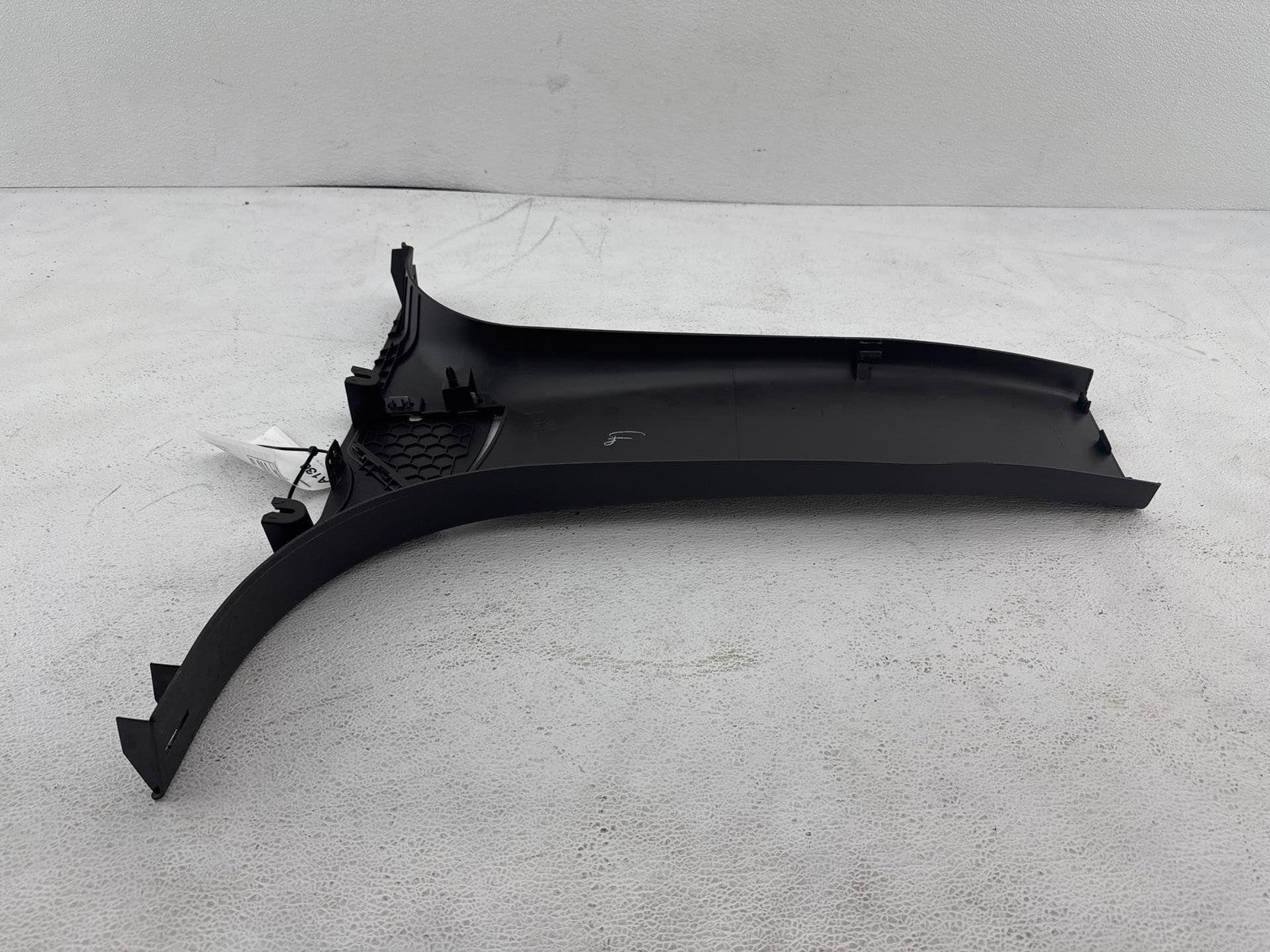 12-19 Range Rover Evoque L538 Right Passenger Side Lower B Pillar Trim Oem