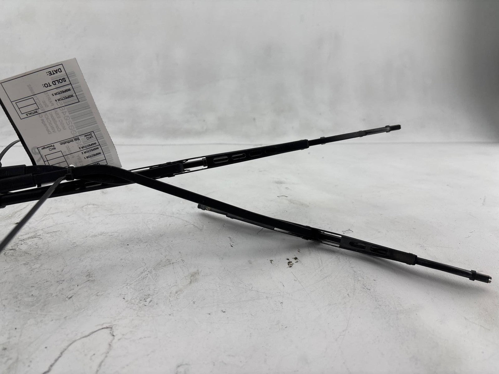 12-19 Fiat 500 Front Right & Left Windshield Wiper Arm Oem