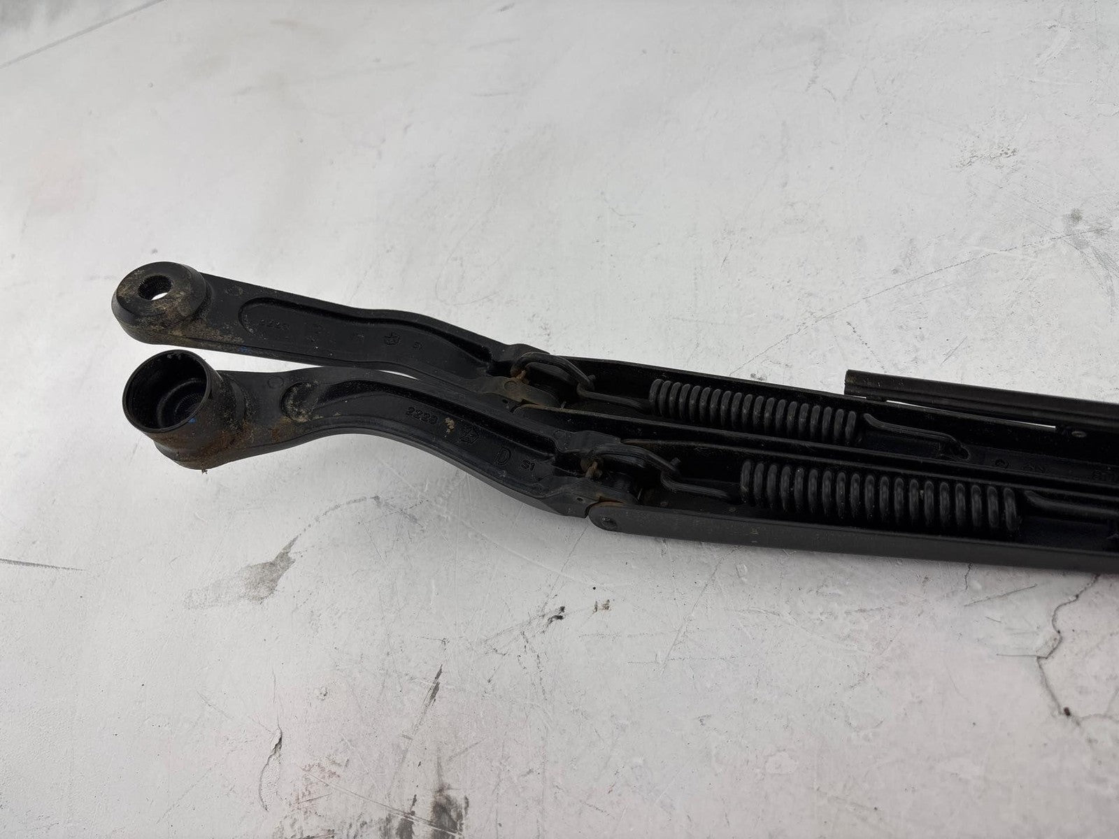12-19 Fiat 500 Front Right & Left Windshield Wiper Arm Oem