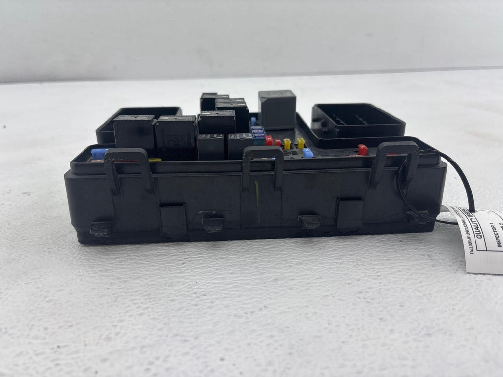 17-20 FORD FUSION 2.0L HYBRID ENGINE FUSE RELAY BOX OEM