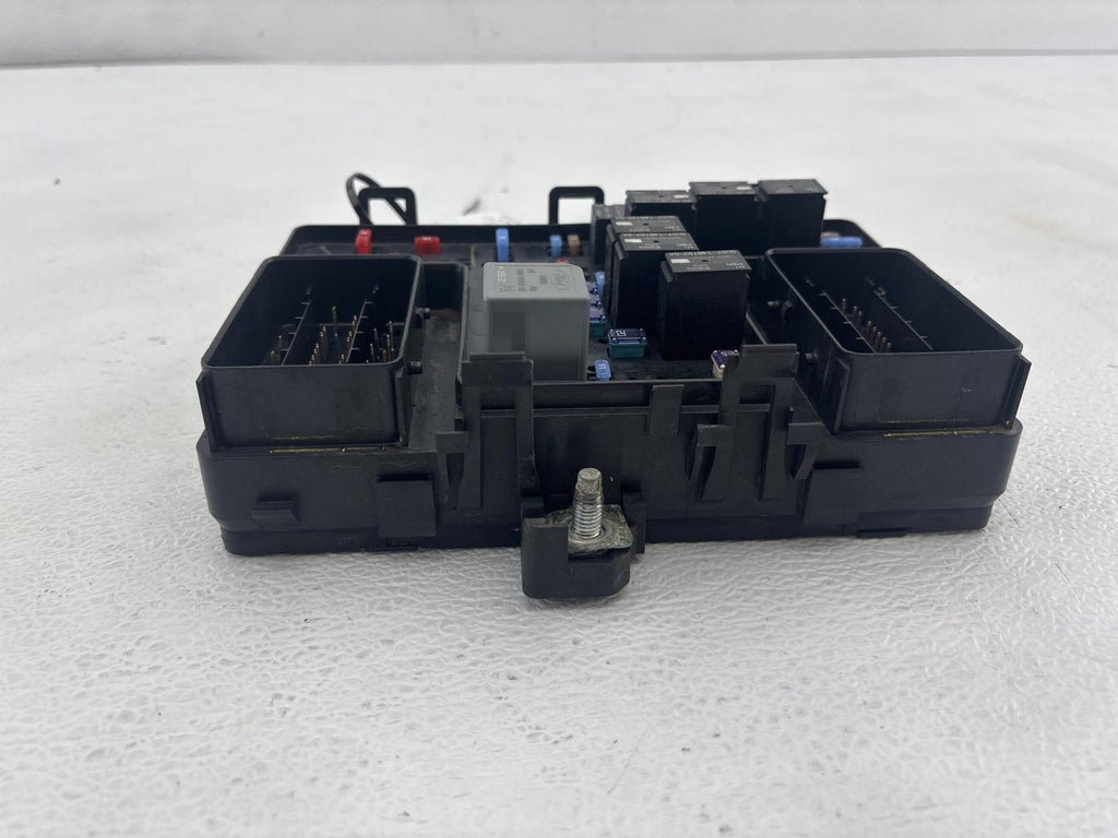 17-20 FORD FUSION 2.0L HYBRID ENGINE FUSE RELAY BOX OEM