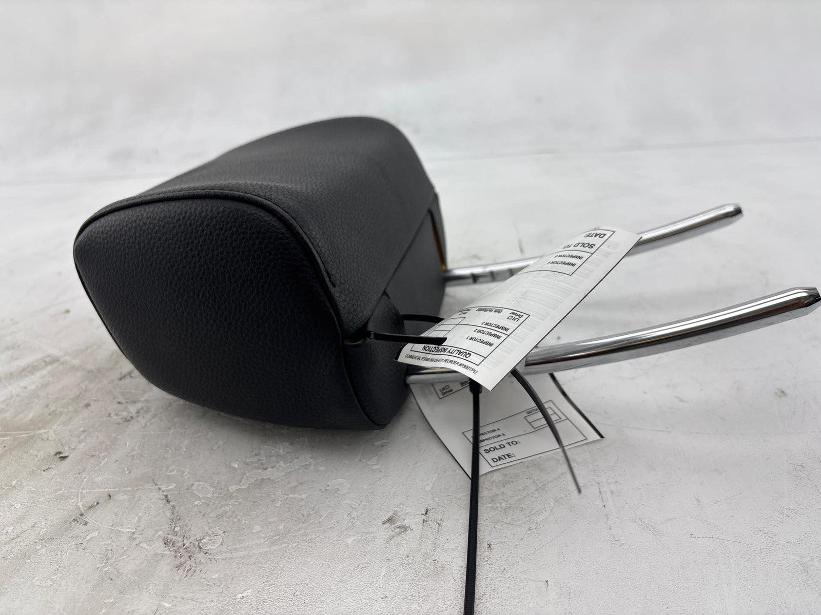 11-16 Bmw 128I 135I Front Left Driver Side Seat Headrest Head Rest Oem