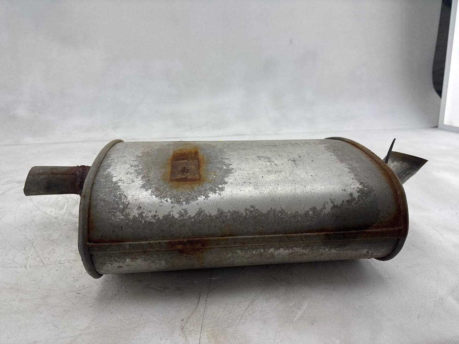 1996-2002 Saturn S Series Exhaust Muffler Oem