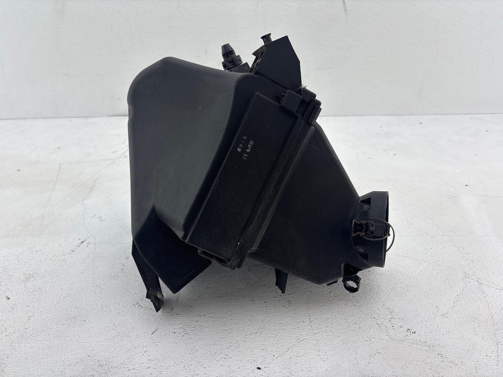 2000-2002 Audi S4 Air Intake Cleaner Box OEM