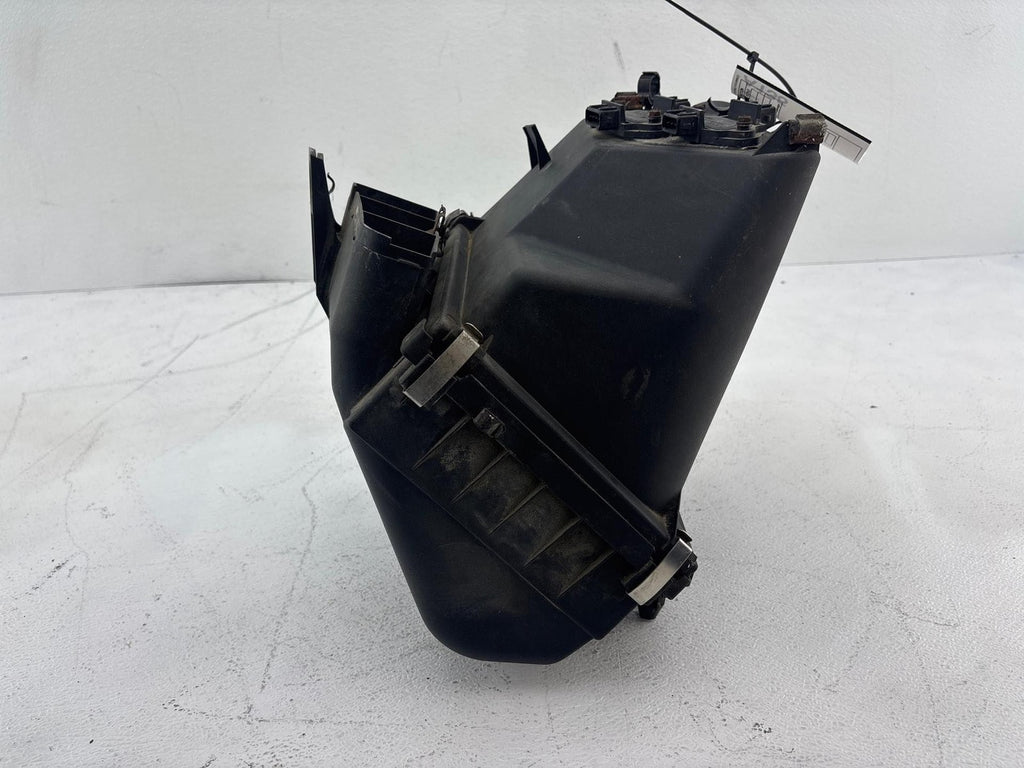 2000-2002 Audi S4 Air Intake Cleaner Box OEM