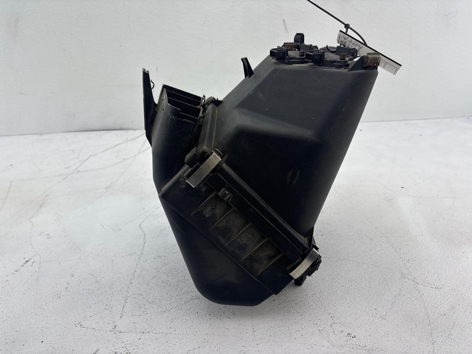 2000-2002 Audi S4 Air Intake Cleaner Box OEM