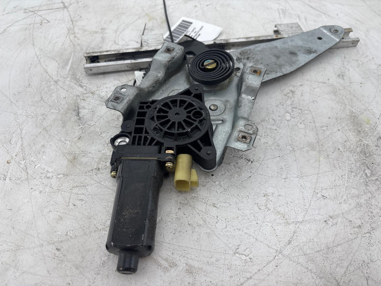 00-02 Saturn Sw2 Rear Driver Side Door Window Regulator Oem