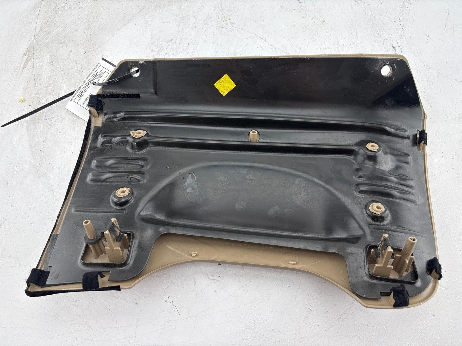 2000-2002 Ford Taurus Sable Instrument Panel Dash Column Cover Oem