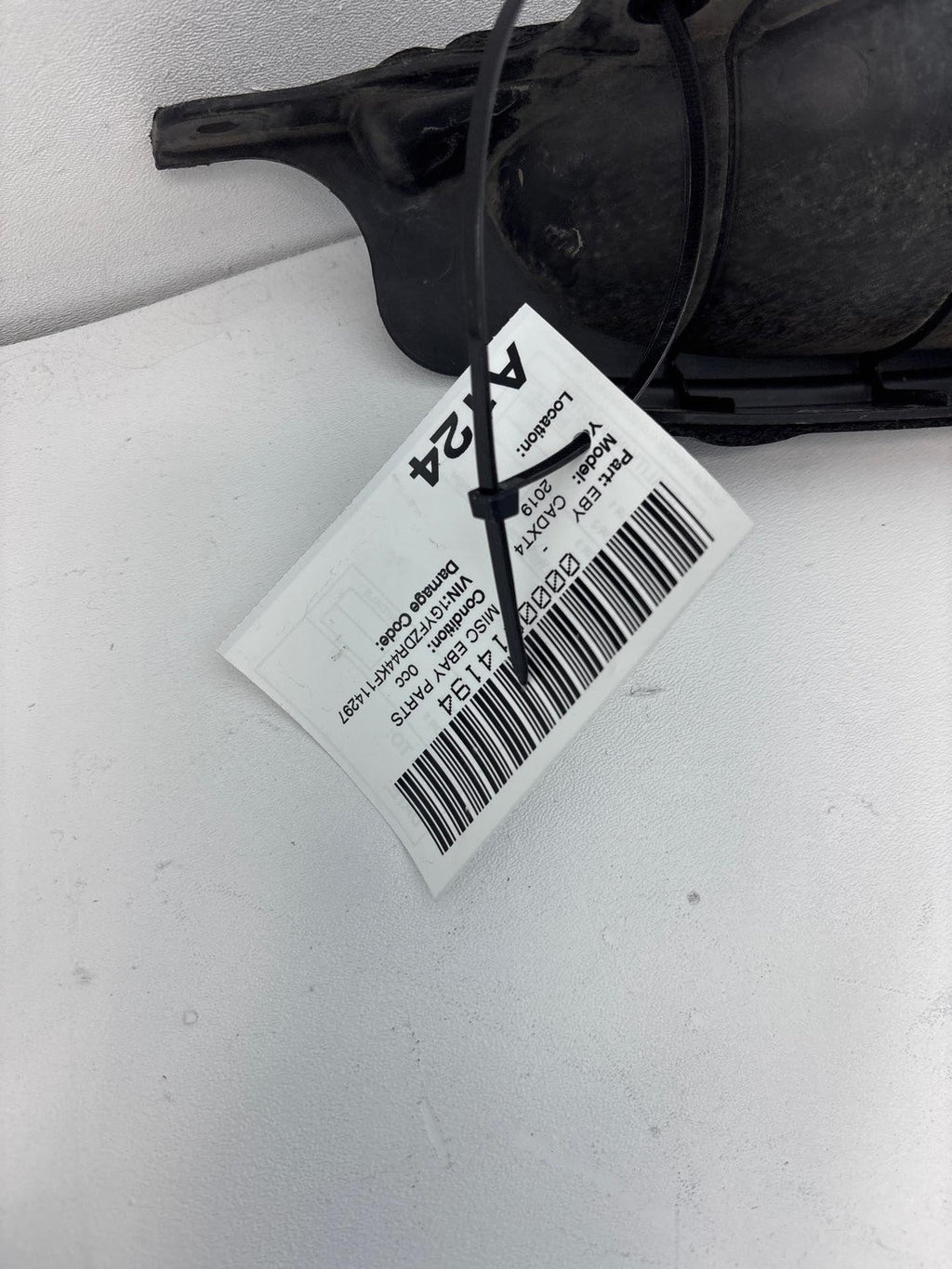 19-24 Cadillac Xt4 Windshield Wiper Cowl Upper Extension Panel Cover Oem