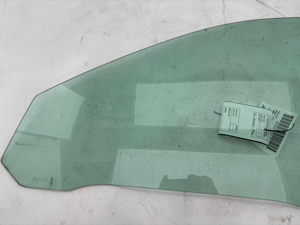 2000-2002 Audi S4 Front Left Door Window Glass Oem
