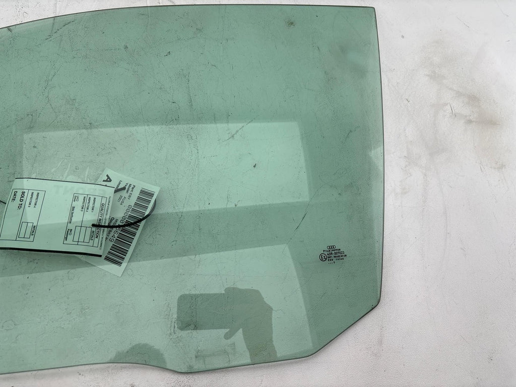 2000-2002 Audi S4 Front Left Door Window Glass Oem
