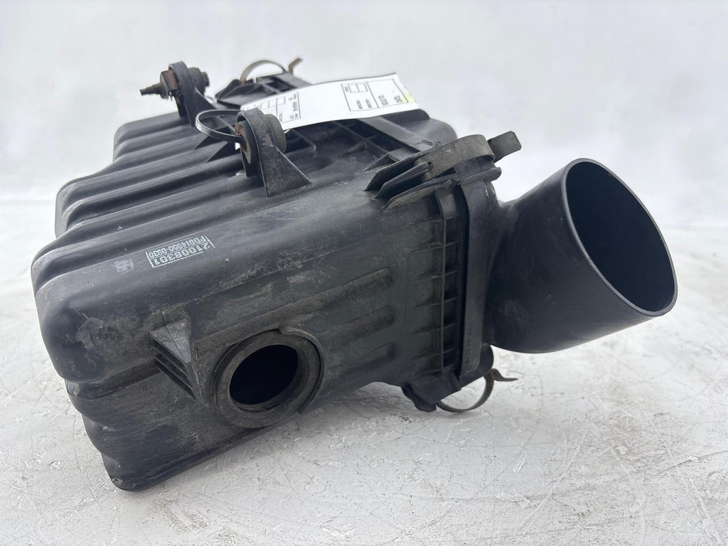 00-02 Saturn Sw2 1.9L Air Intake Cleaner Box 21008301